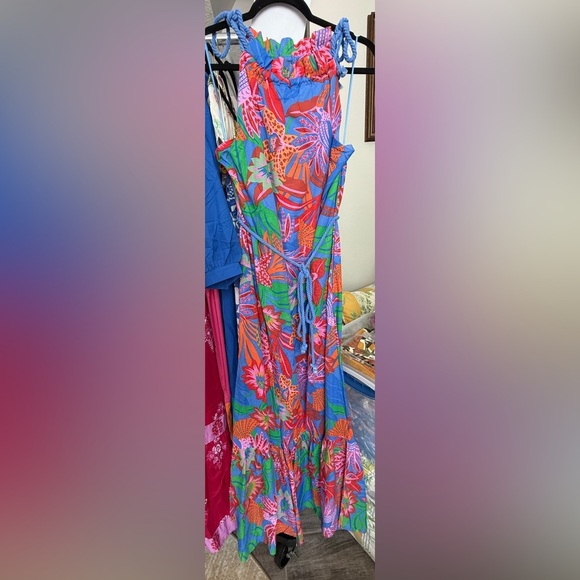 SugarLips Cindal Floral Kay Halter Neck Maxi Dress - Picture 7 of 7